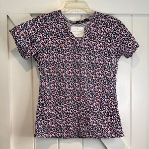 Vera Bradley Pink Black Blue Leopard Print V-Neck Tee